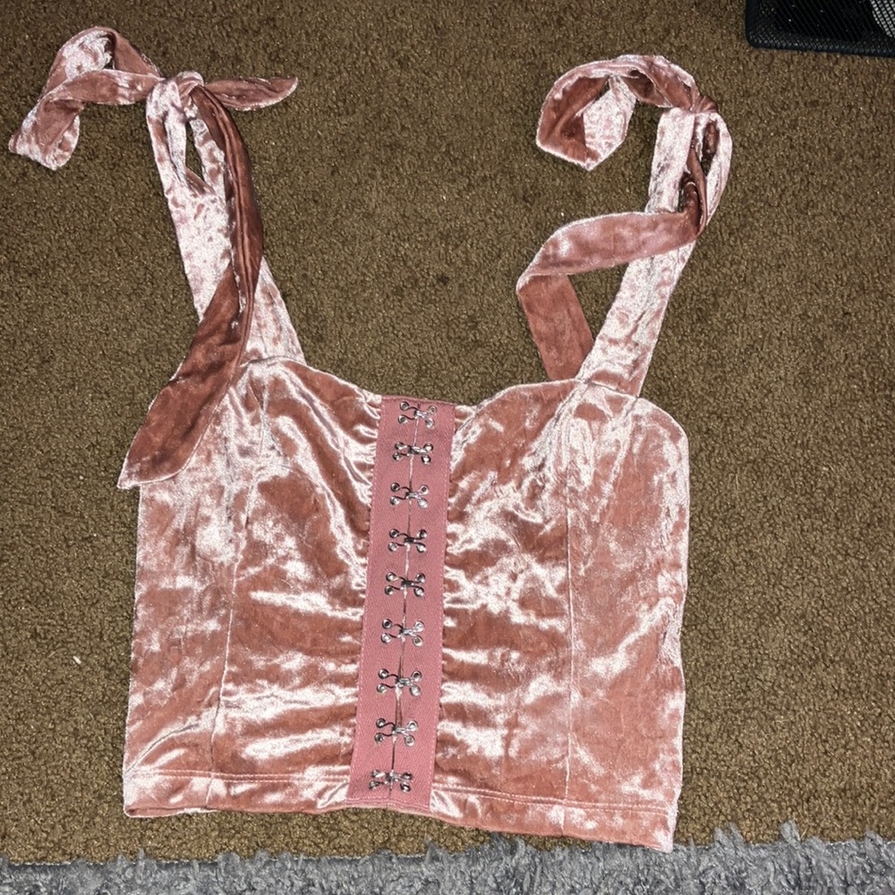 Crop top